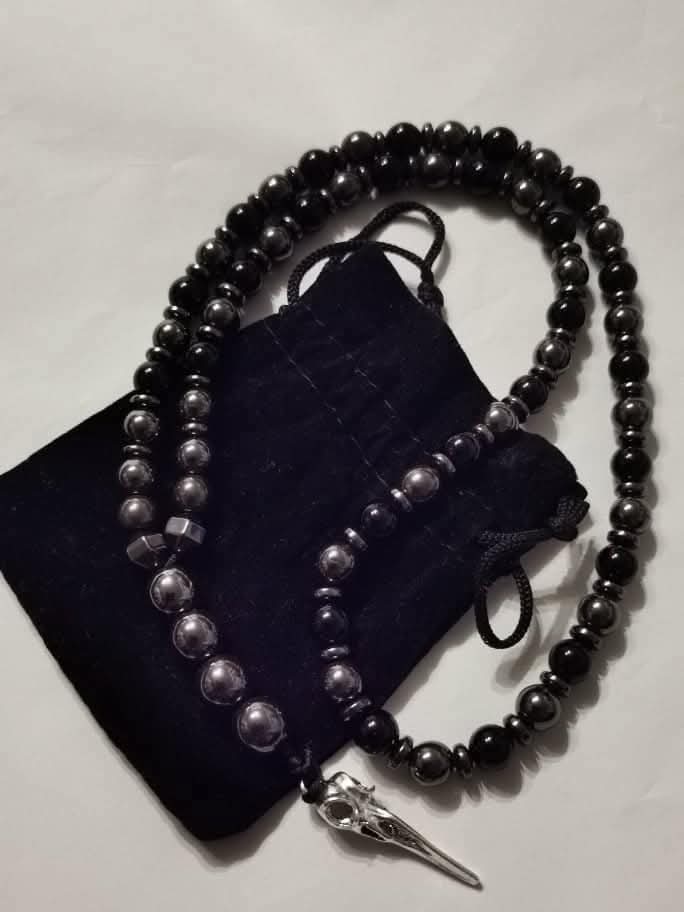 Turmalinas ir hematitas