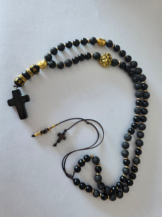 Oniksas  ir lavos akmuo