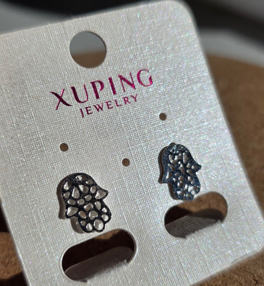 Medicininis metalas netepa, nejuoduoja, nealergizuoja, patvarus.